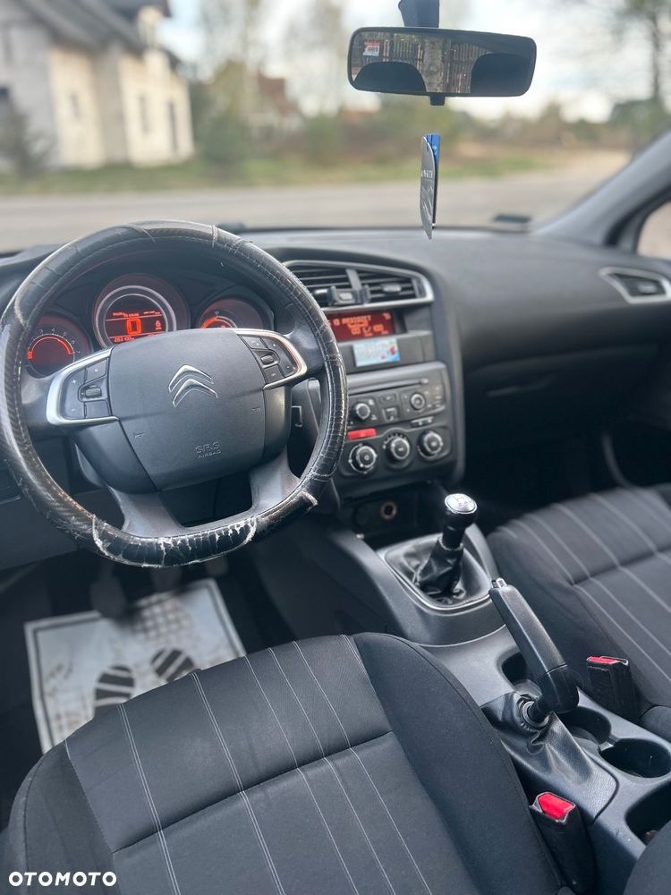 Citroën C4 HDi 90 Attraction - 9