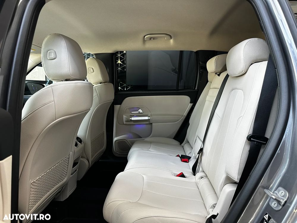 Mercedes-Benz GLB 220 4MATIC MHEV Aut. - 9