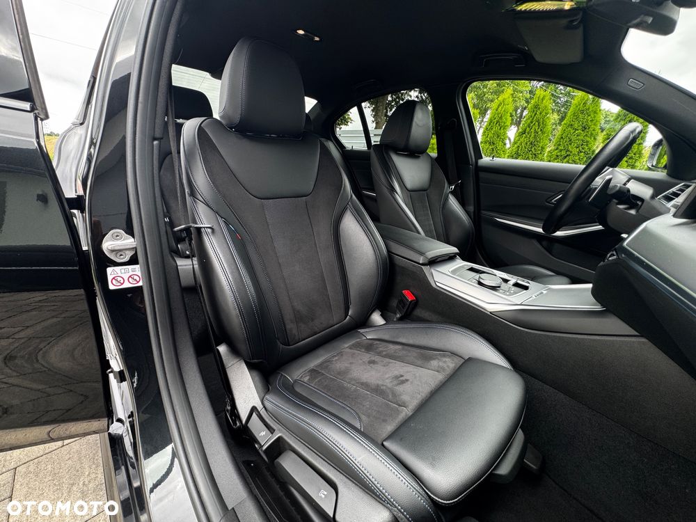 BMW Seria 3 320d xDrive mHEV M Sport sport - 17