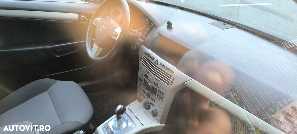 Opel Astra - 4