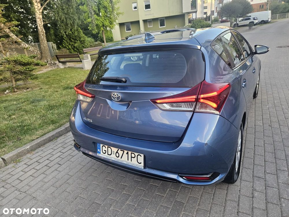 Toyota Auris 1.33 VVT-i Active - 4