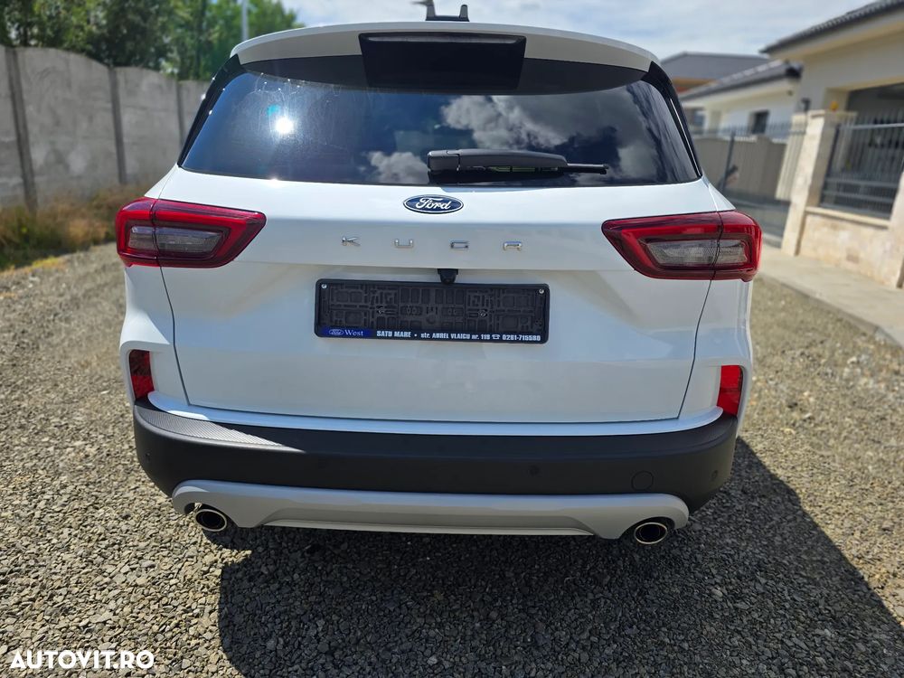 Ford Kuga 1.5 EcoBoost A8 FWD Titanium - 6