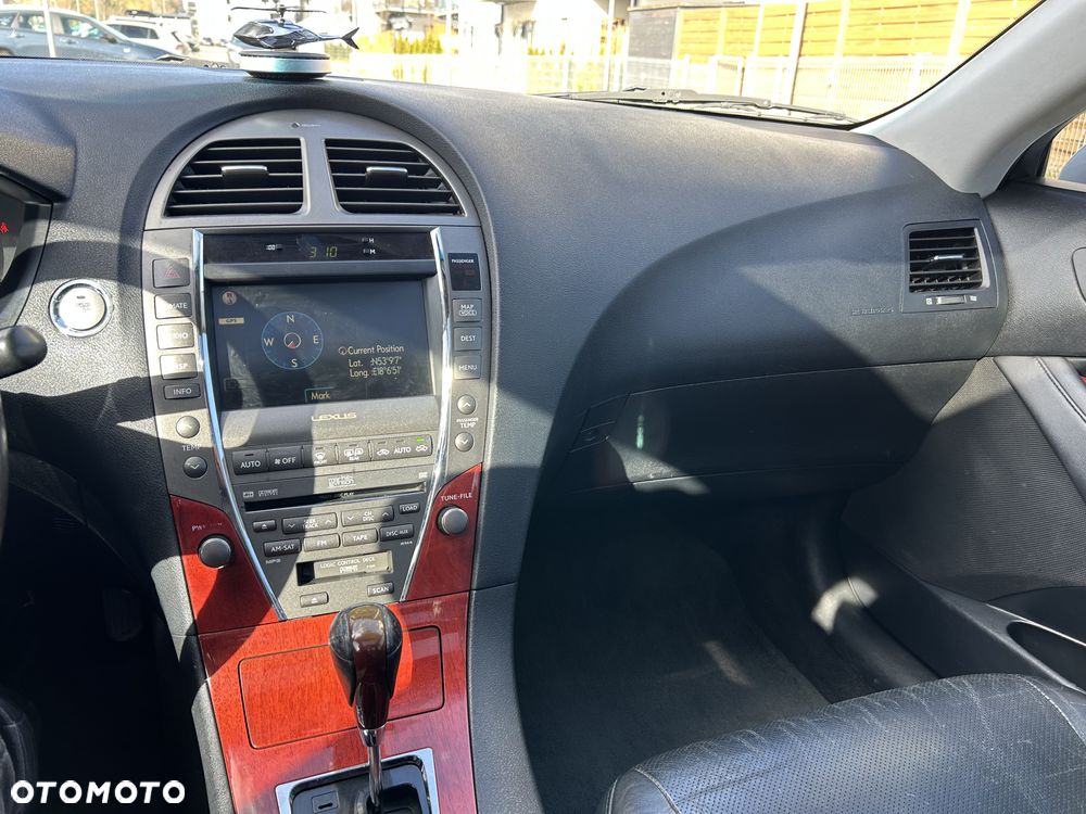 Lexus ES Standard - 8