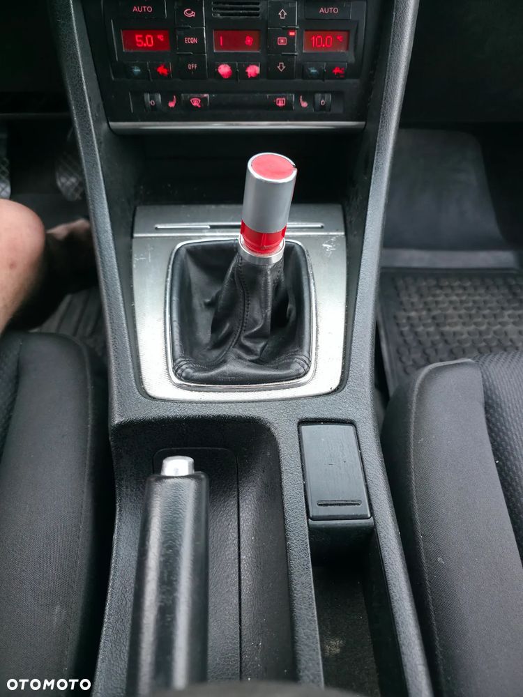 Audi A4 Avant - 17