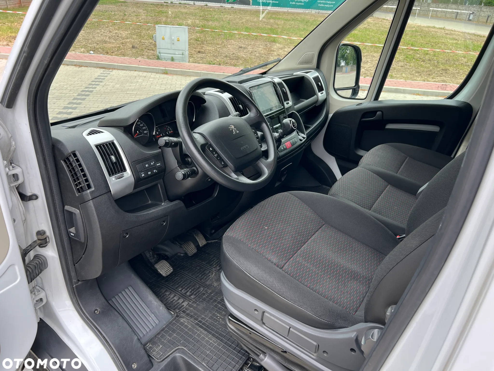 Peugeot Boxer - 12