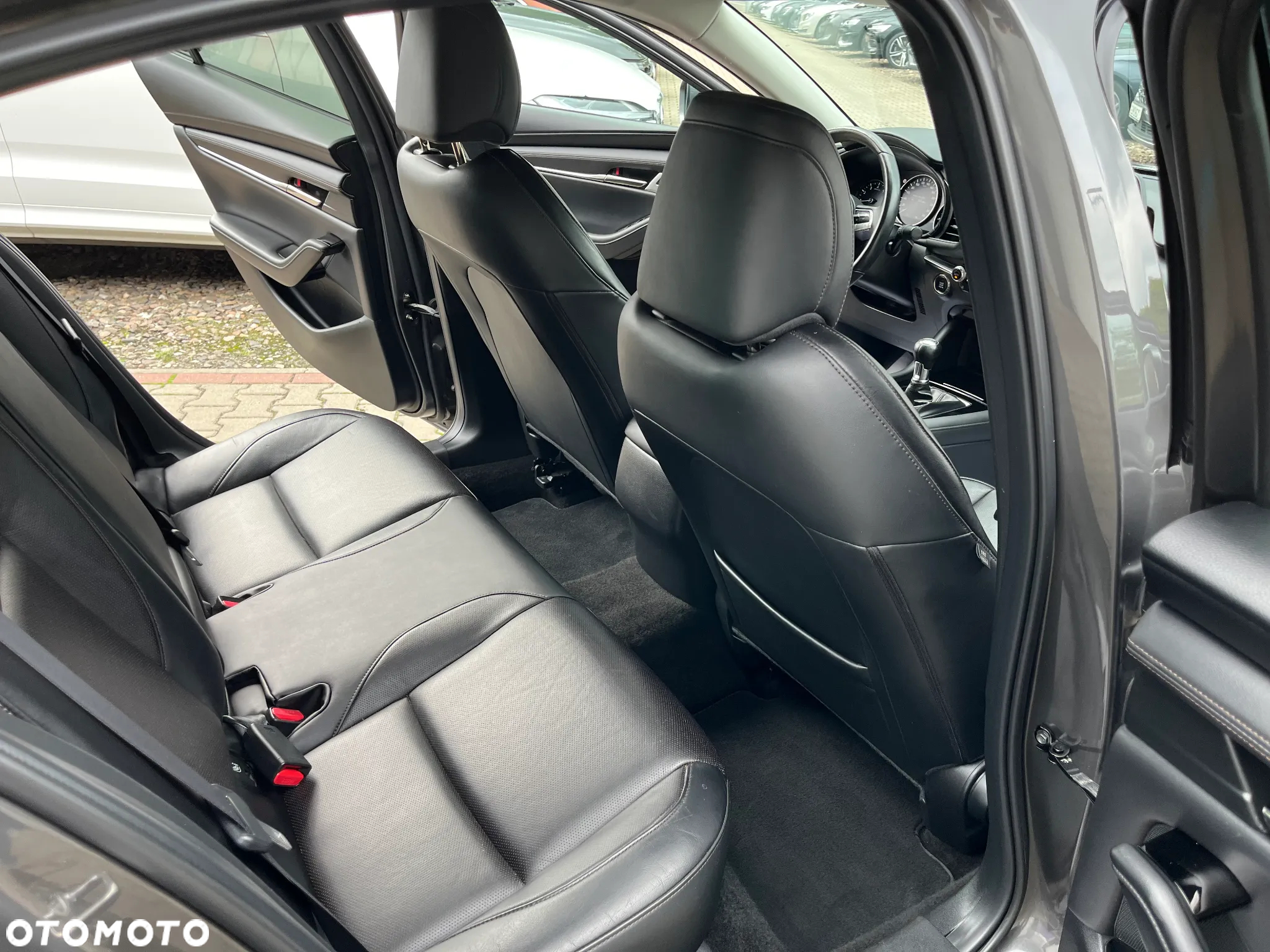 Mazda 3 SKYACTIV-X 2.0 M-Hybrid SELECTION - 24