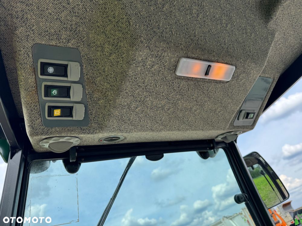 John Deere 1026R 4x4 4WD win wałek hydraulika pod pług tur - 17