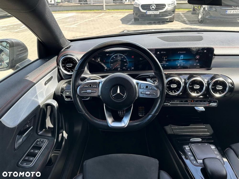Mercedes-Benz CLA - 9