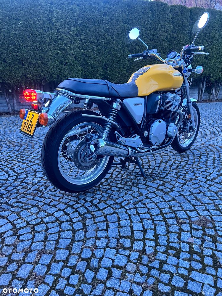 Honda CB - 9