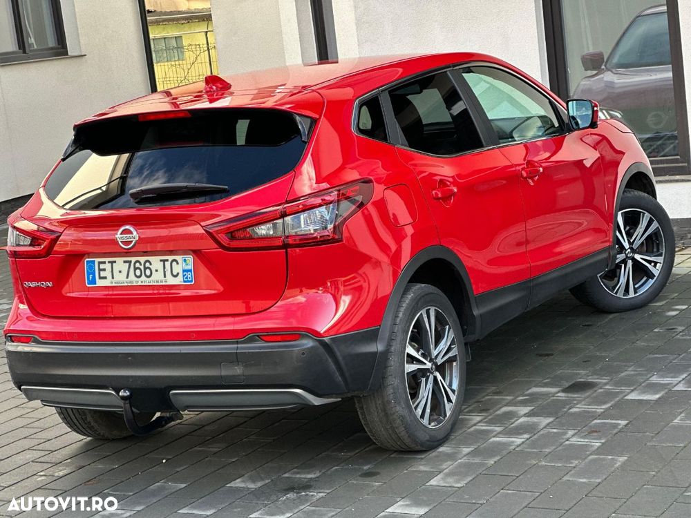 Nissan Qashqai 1.2 DIG-T Xtronic TEKNA+ - 3