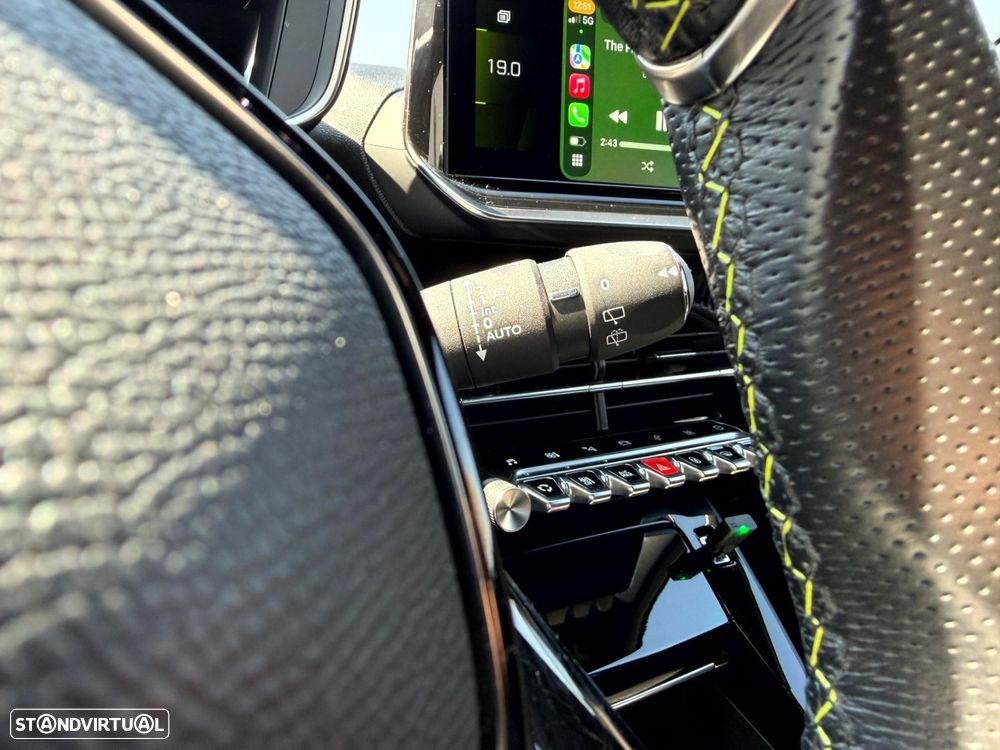 Peugeot 2008 1.5 BlueHDi GT - 27