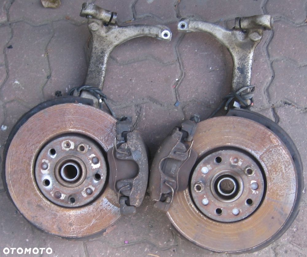 zwrotnica przód prawa lewa AUDI A4 B6 B7 - 3