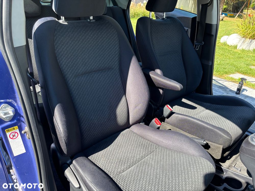 Toyota Verso S 1.33 Premium - 20