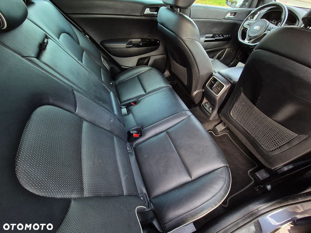 Kia Sportage 2,0 CRDI AWD GT Line - 19
