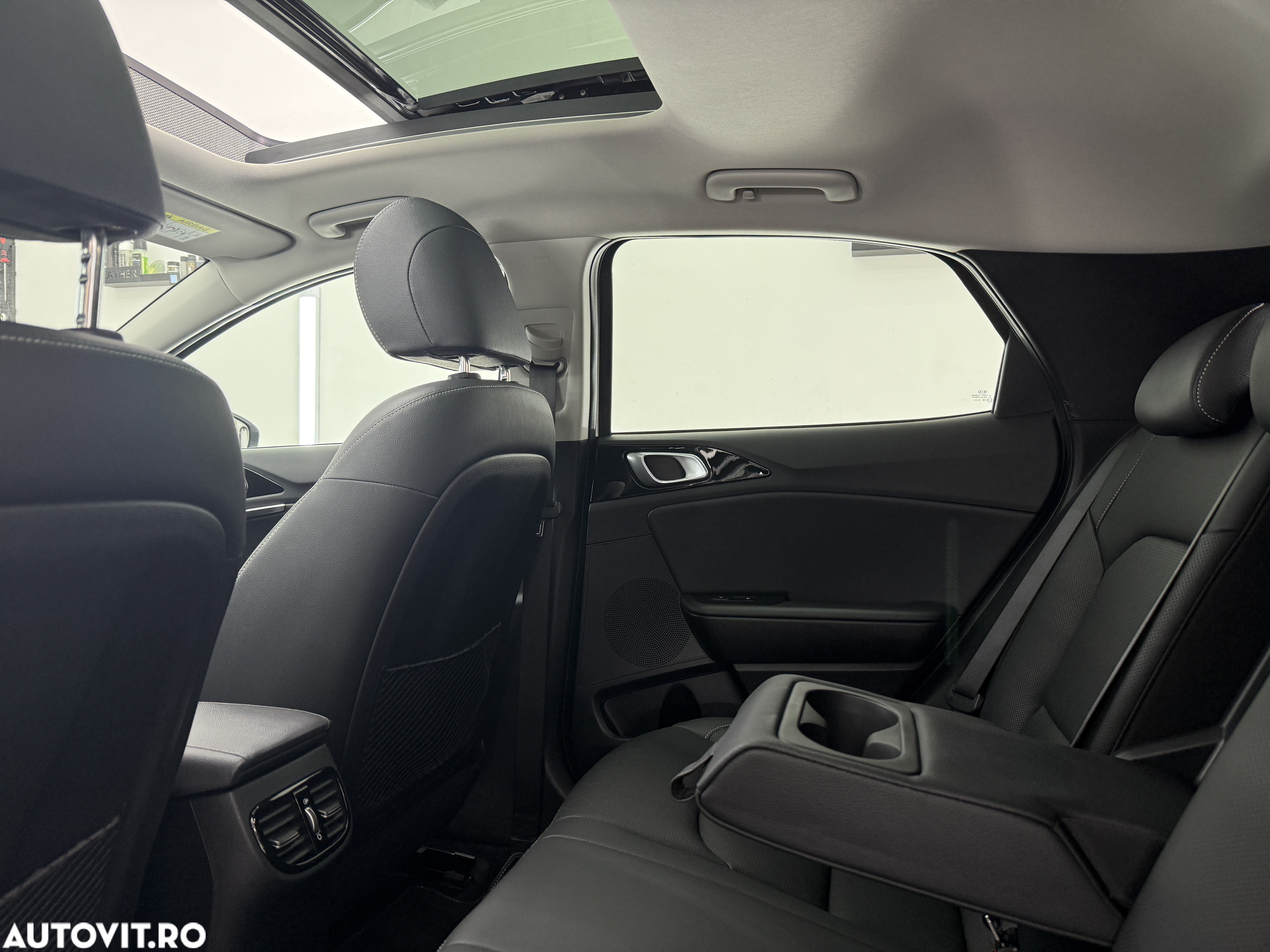 Kia XCeed 1.6 GDI DCT6 OPF Plug-in-Hybrid Platinum Edition - 16