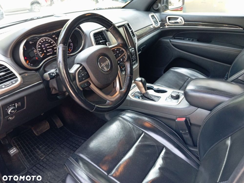 Jeep Grand Cherokee - 10