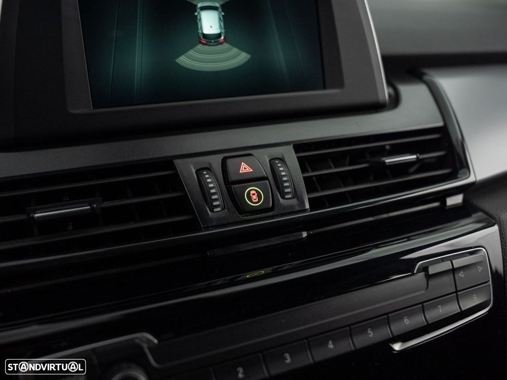 BMW 225xe Active Tourer Advantage - 29