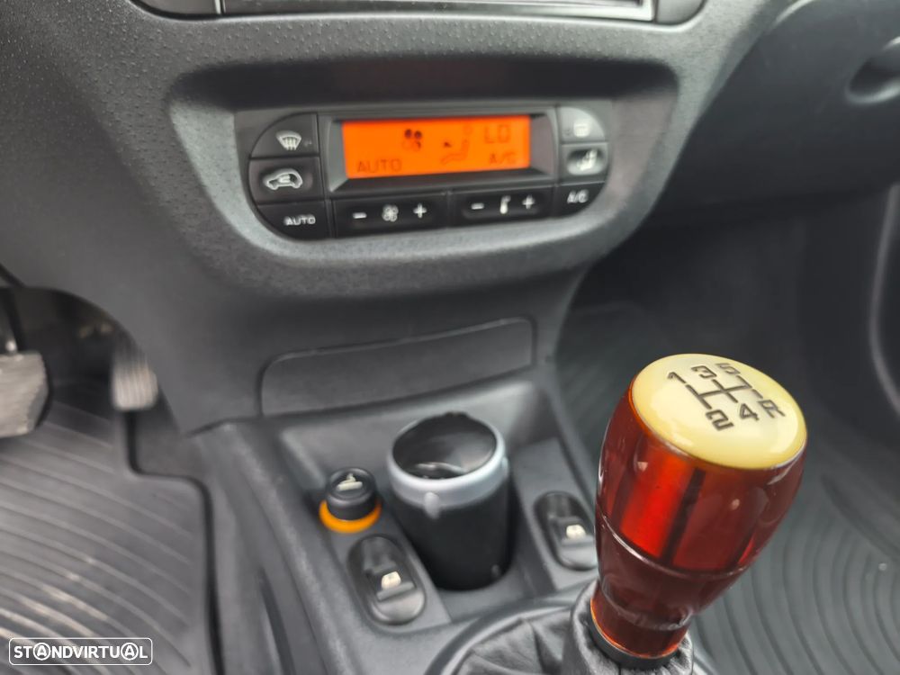 Citroën C2 1.4 HDi VTR - 12