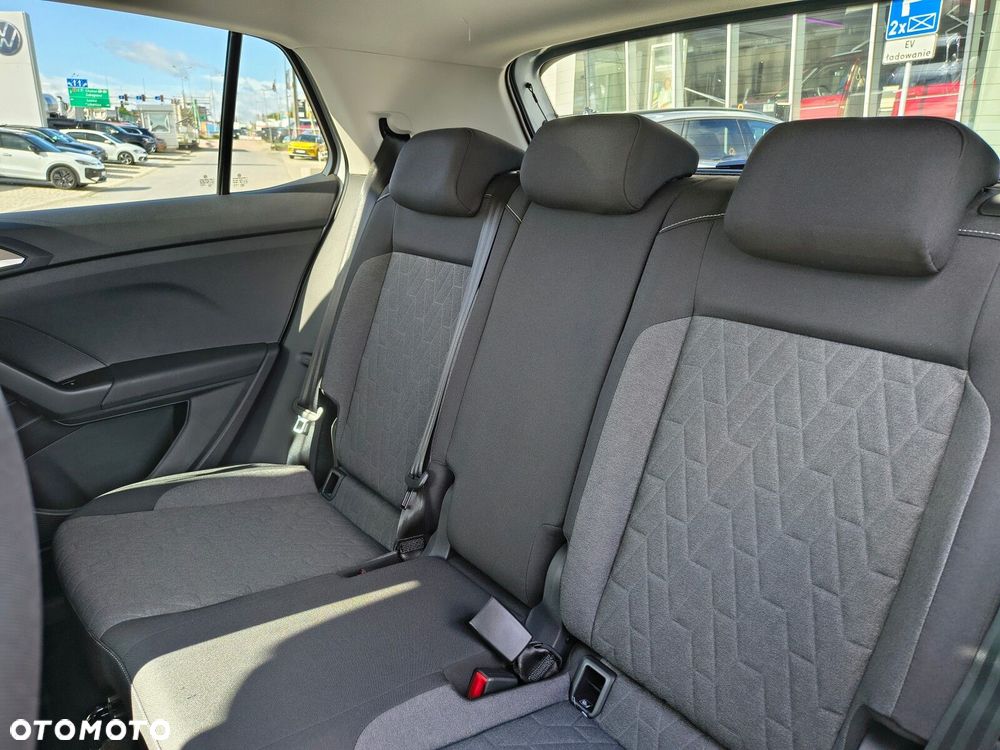 Volkswagen T-Cross - 12