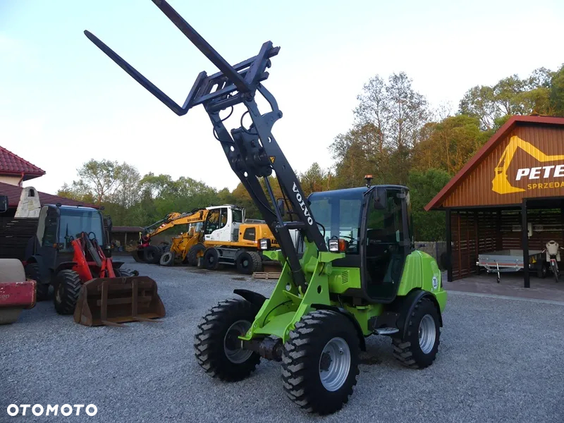 Volvo L25B Z Niemiec / Stan bardzo dobry / - 33