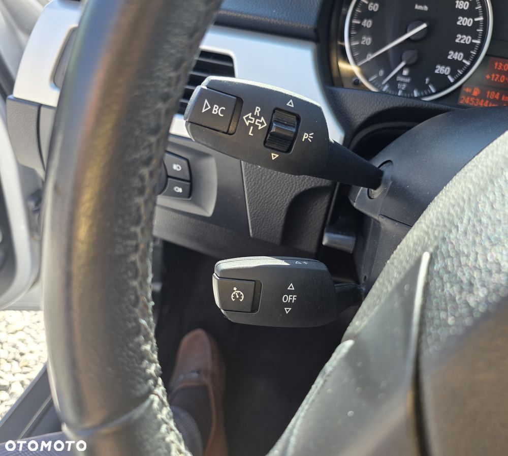 BMW Seria 3 318d DPF Edition Exclusive - 23