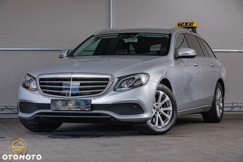 Mercedes-Benz Klasa E 220 d 4-Matic 9G-TRONIC - 5