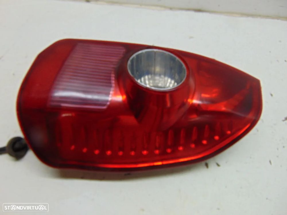 Mitsubishi space star/Cargo farolim - 4