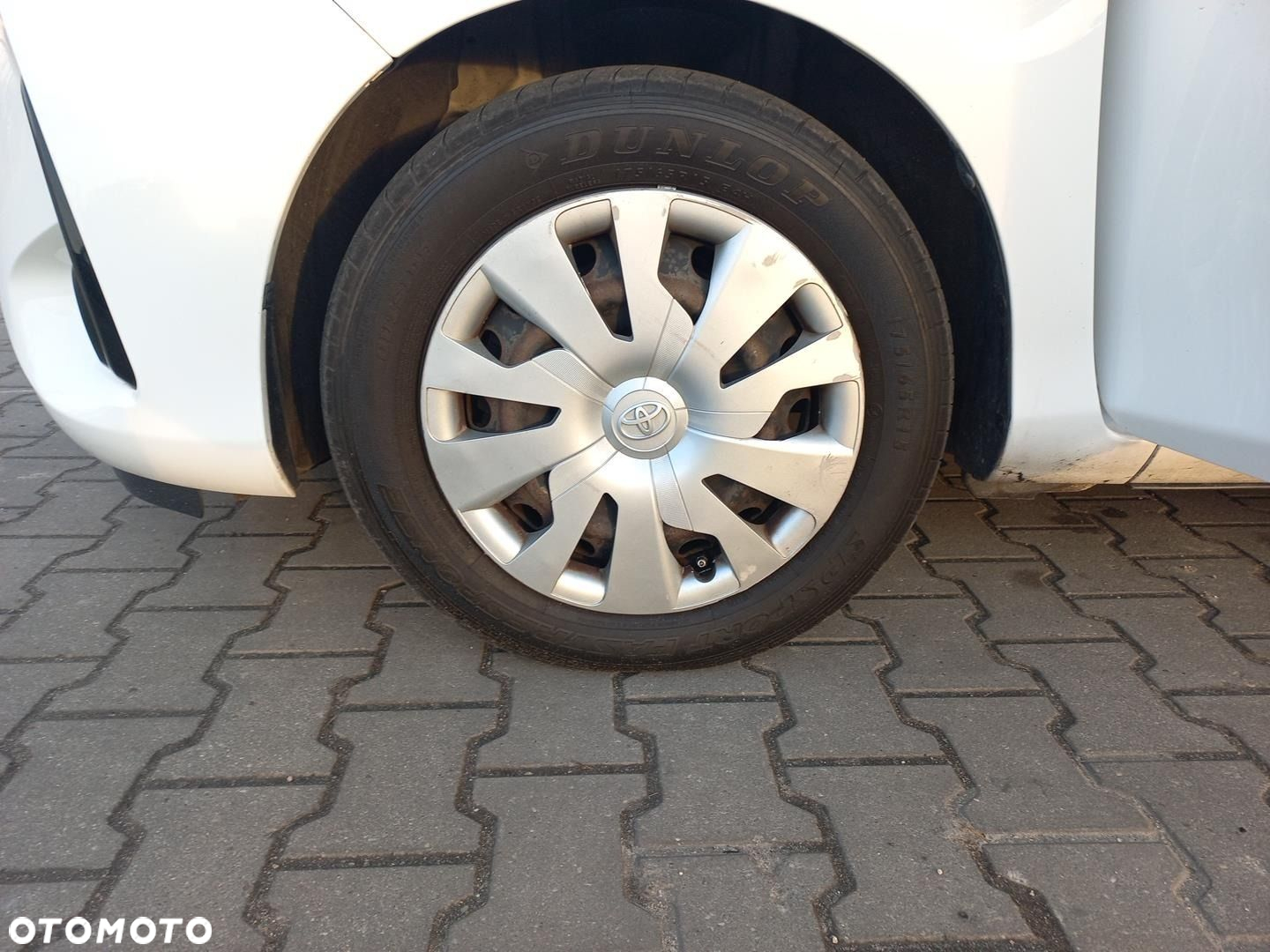 Toyota Yaris - 25