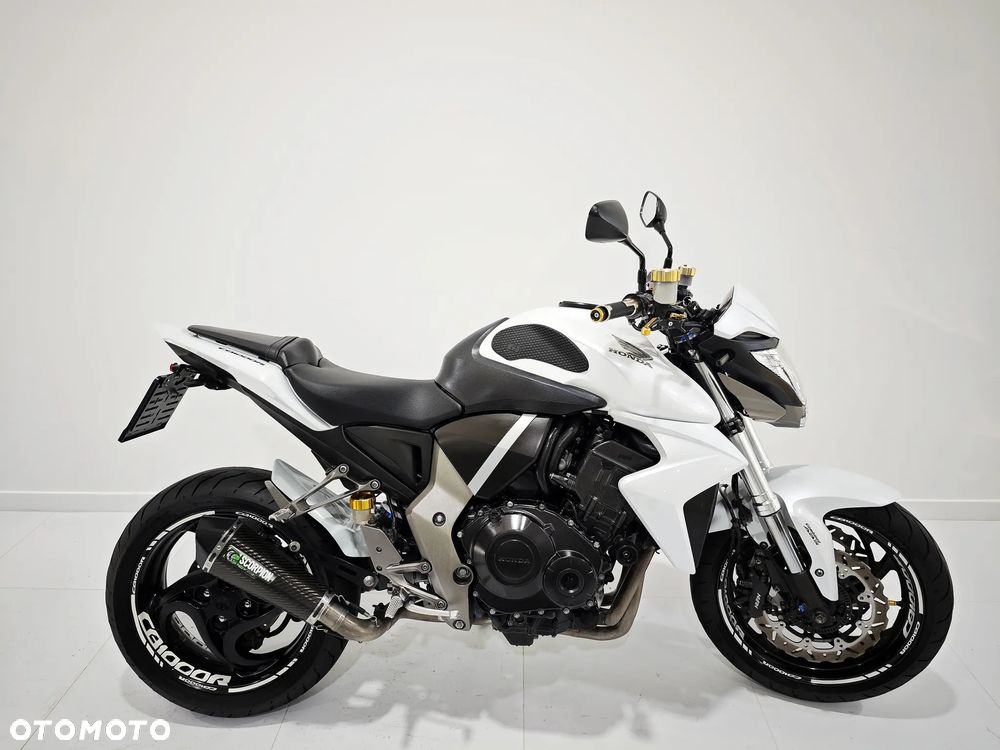 Honda CB - 1