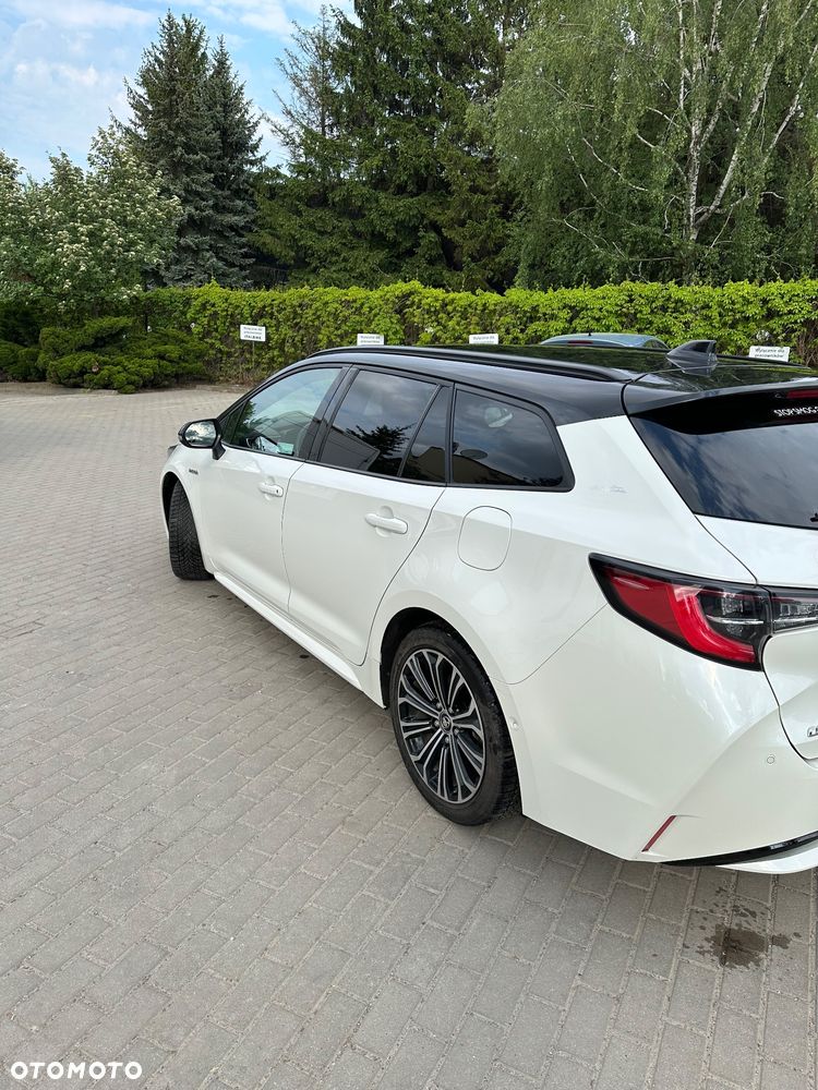 Toyota Corolla 1.8 Hybrid Selection - 2