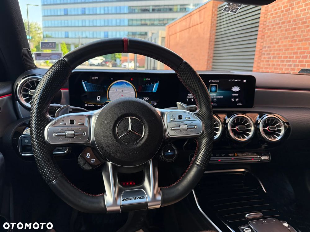 Mercedes-Benz Klasa A 35 AMG 4-Matic 7G-DCT - 19