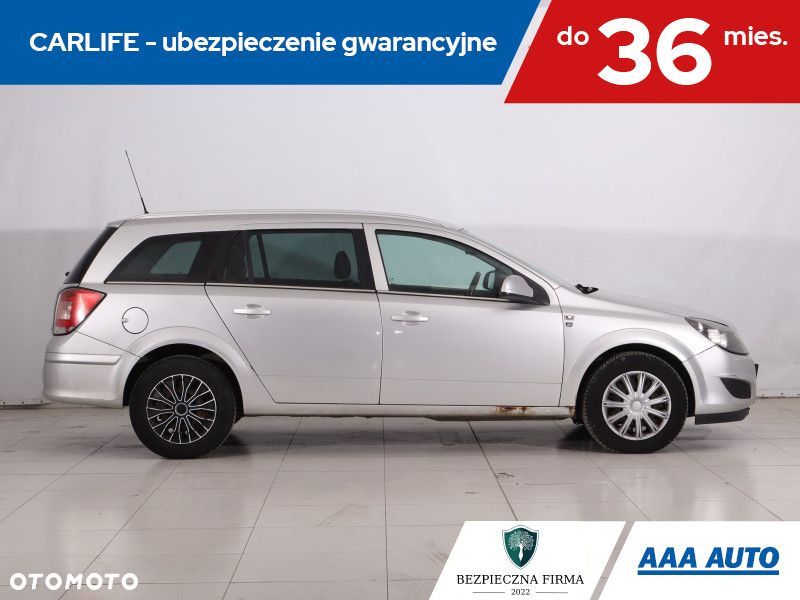 Opel Astra - 8