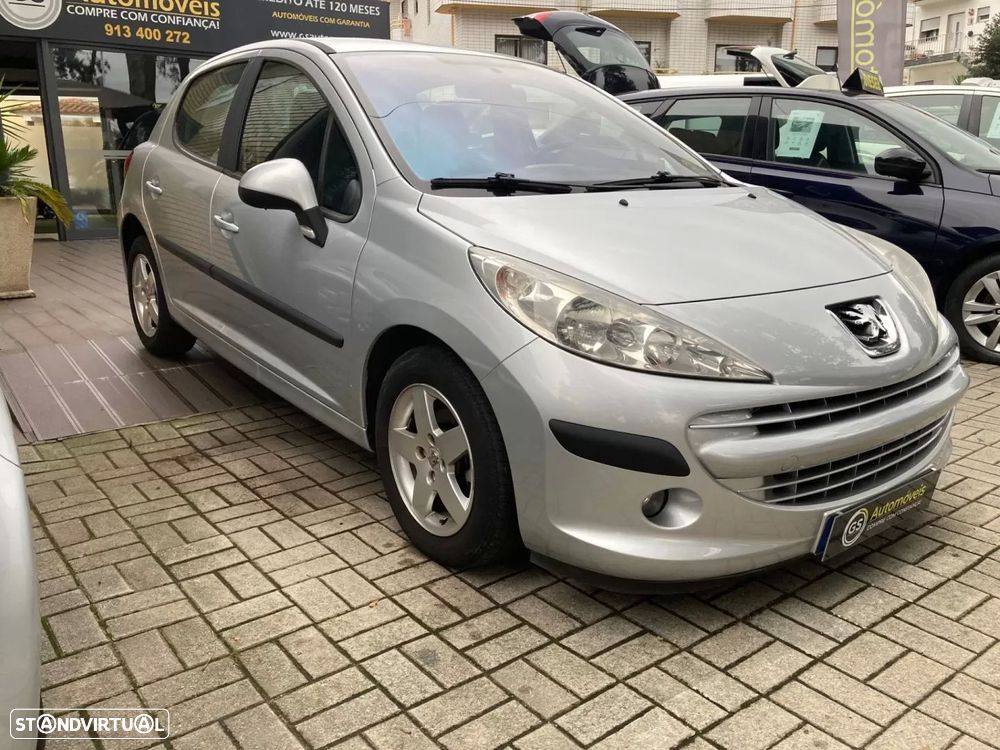 Peugeot 207 1.4 16V Trendy - 2