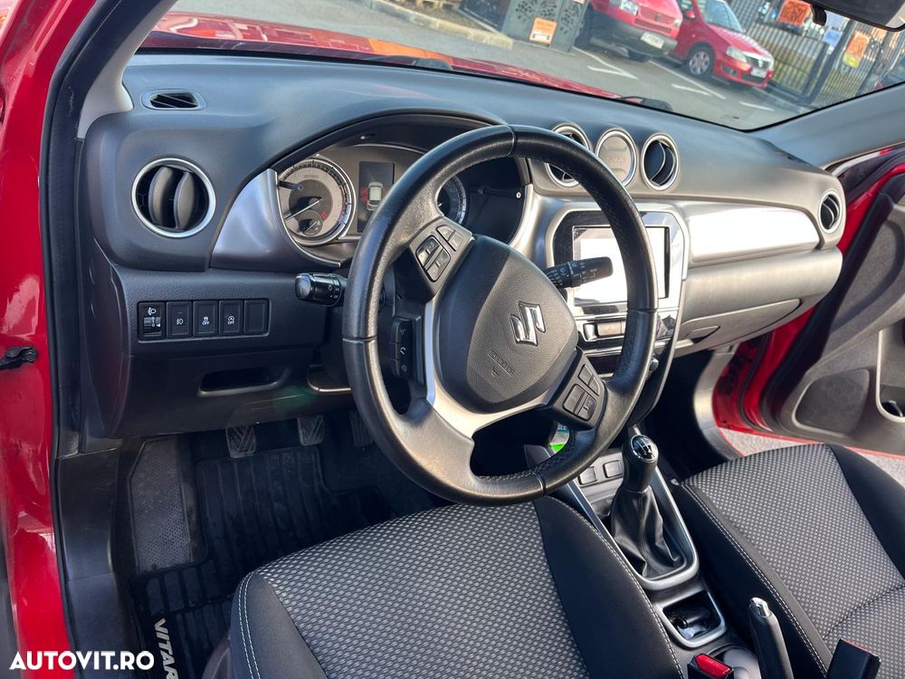 Suzuki Vitara 1.0 Cool - 21