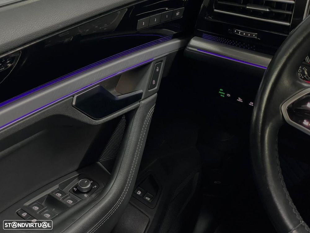 VW Touareg 3.0 TSI e-Hybrid Plus - 9