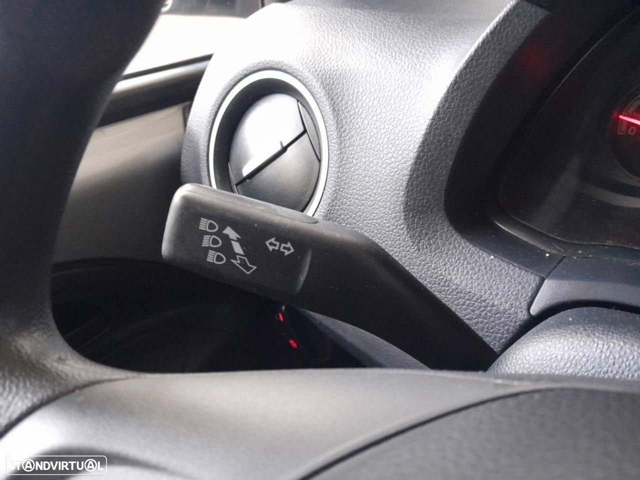 VW Up! 1.0 BMT Take - 14