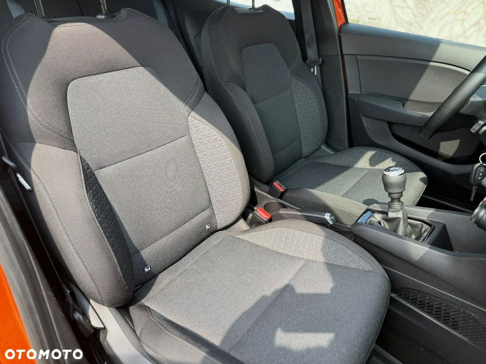 Renault Clio - 9