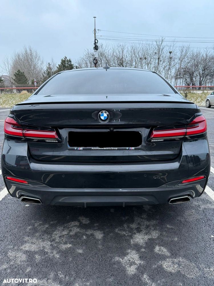 BMW Seria 5 530d xDrive AT MHEV - 2