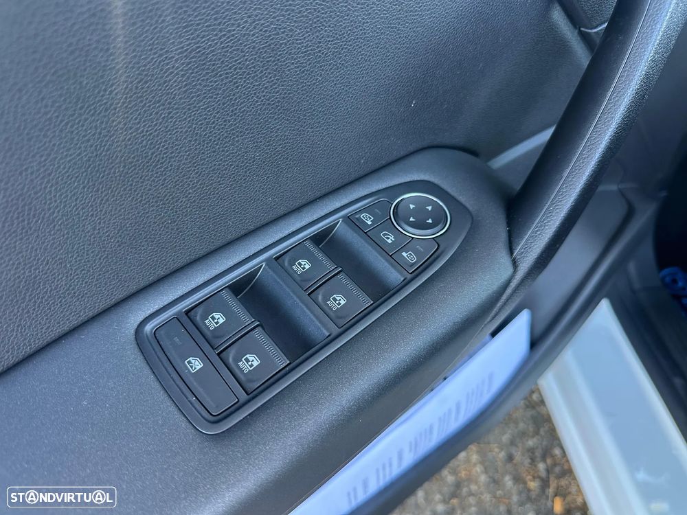 Renault Captur 1.0 TCe Exclusive Bi-Fuel - 19