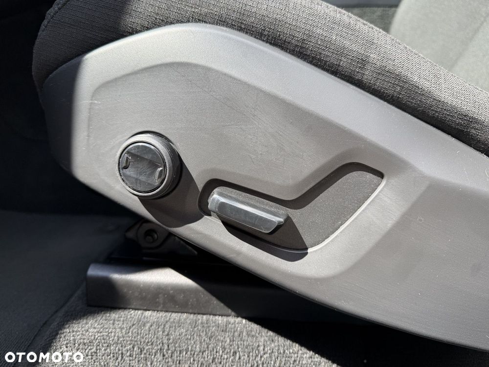Volvo XC 60 - 19