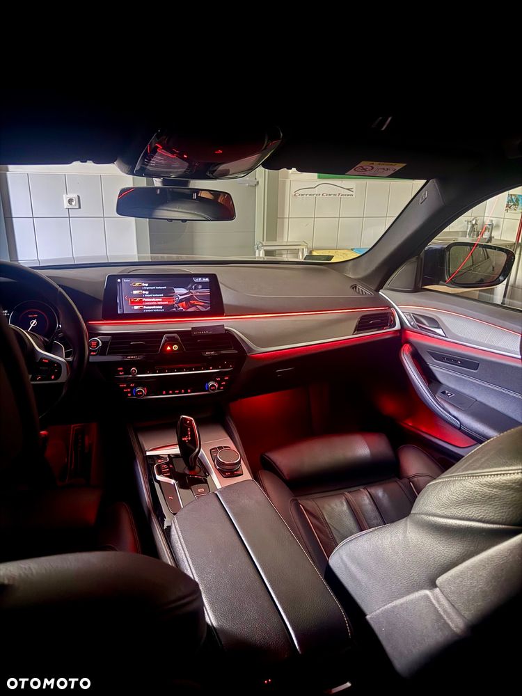BMW Seria 5 540i xDrive M Sport sport - 21