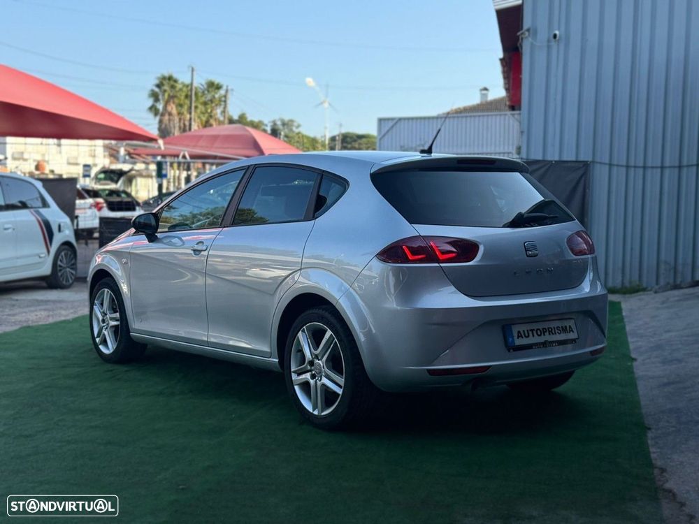 SEAT Leon 1.6 TDI Copa Plus DSG - 4