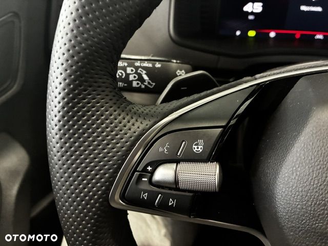 Skoda Karoq 1.5 TSI ACT Sportline DSG - 24