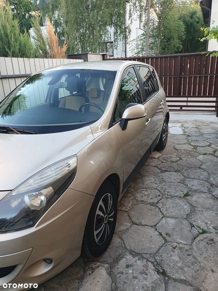 Renault Scenic - 12