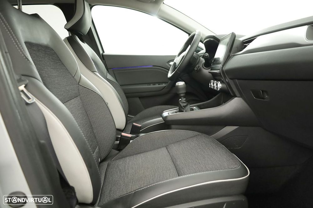 Renault Captur 1.0 TCe Techno Bi-Fuel - 23