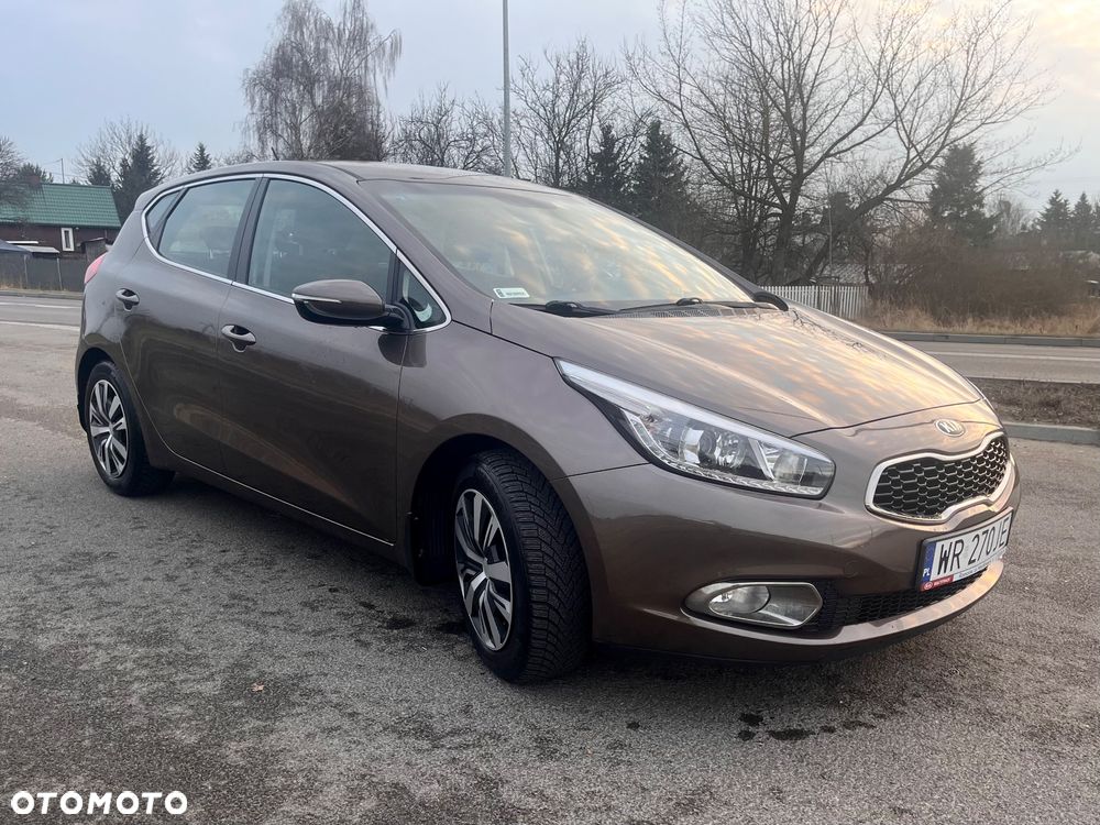 Kia Ceed 1.6 GDI L - 4