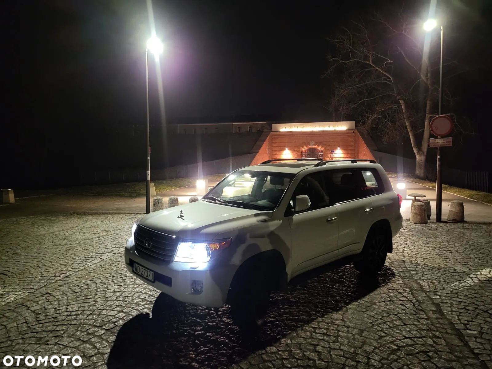 Toyota Land Cruiser LC 4.5 D-4D V8 Prestige - 22