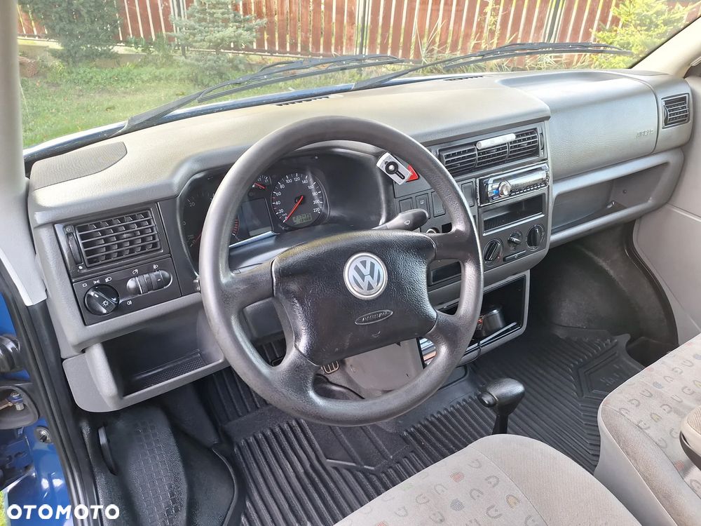 Volkswagen Transporter - 18