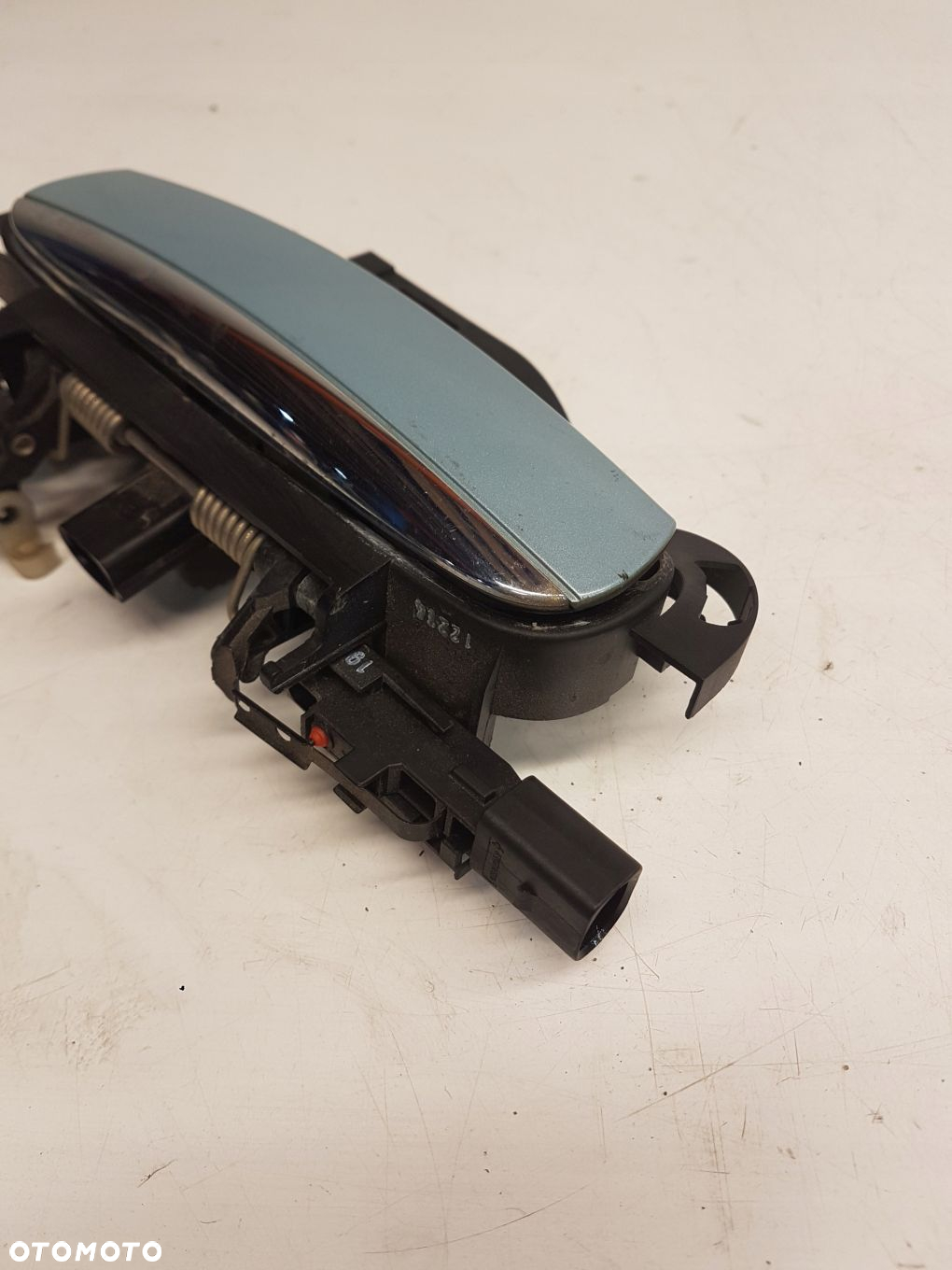 KLAMKA LEWY TYŁ AUDI A6 C6 4F0839885 KEYLESS - 2