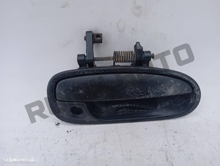 Puxador Exterior Direito  Honda Civic Vi Hatchback (ek) [1995_2 - 1